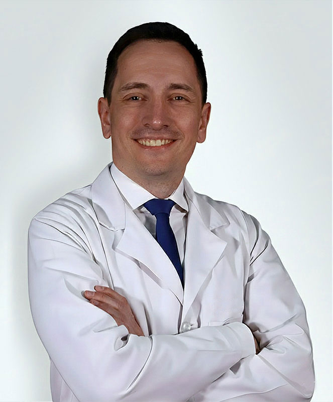 Foto de Dr. Alejandro Yanzon de la Torre
