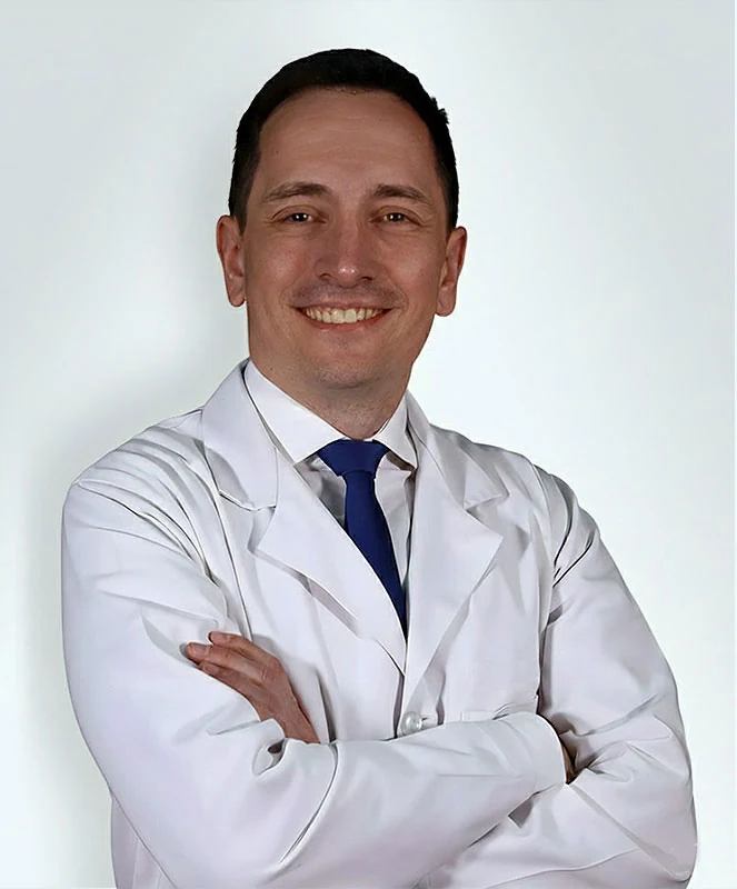 Foto de Dr. Alejandro Yanzon de la Torre